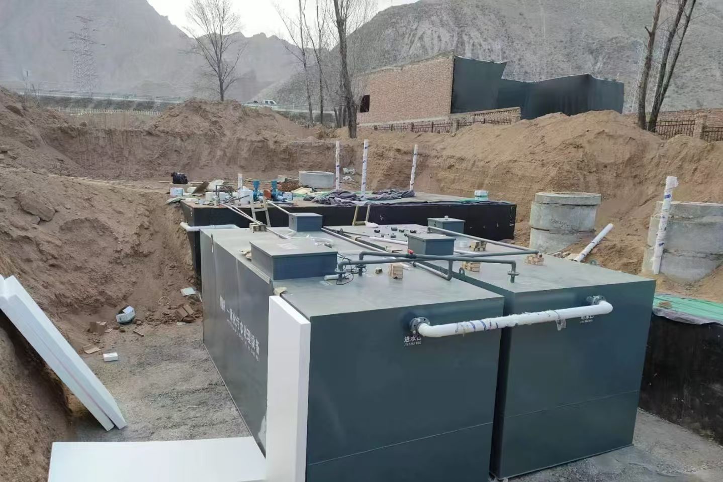 宝塔一体化污水处理设备